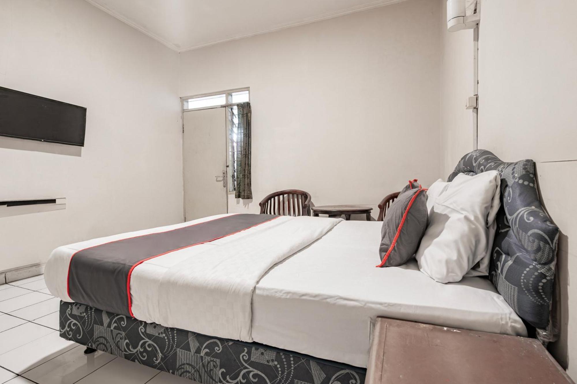 Collection O Hotel Sanira Bandung Dış mekan fotoğraf