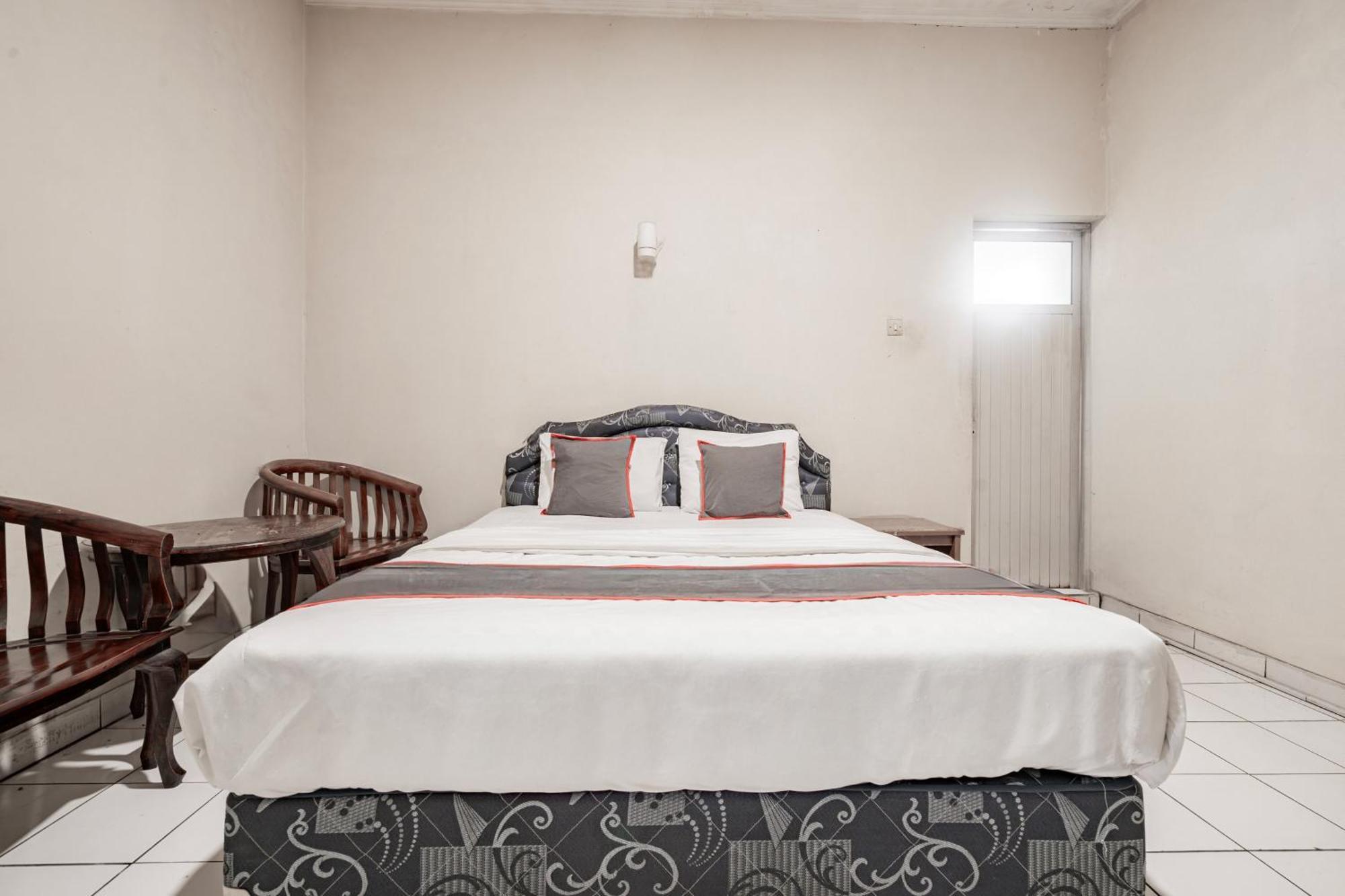 Collection O Hotel Sanira Bandung Dış mekan fotoğraf